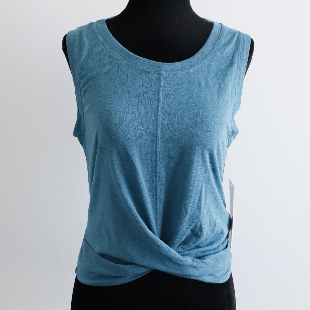 Athleta Breezy Twist Tank